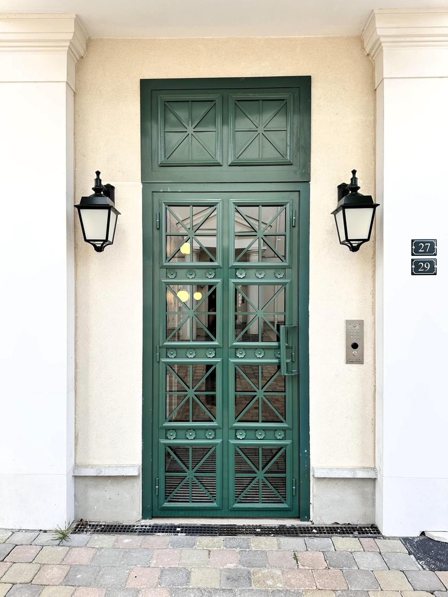 *New* Alba 6 Pax Appart 8Min Disney Σερί Εξωτερικό φωτογραφία